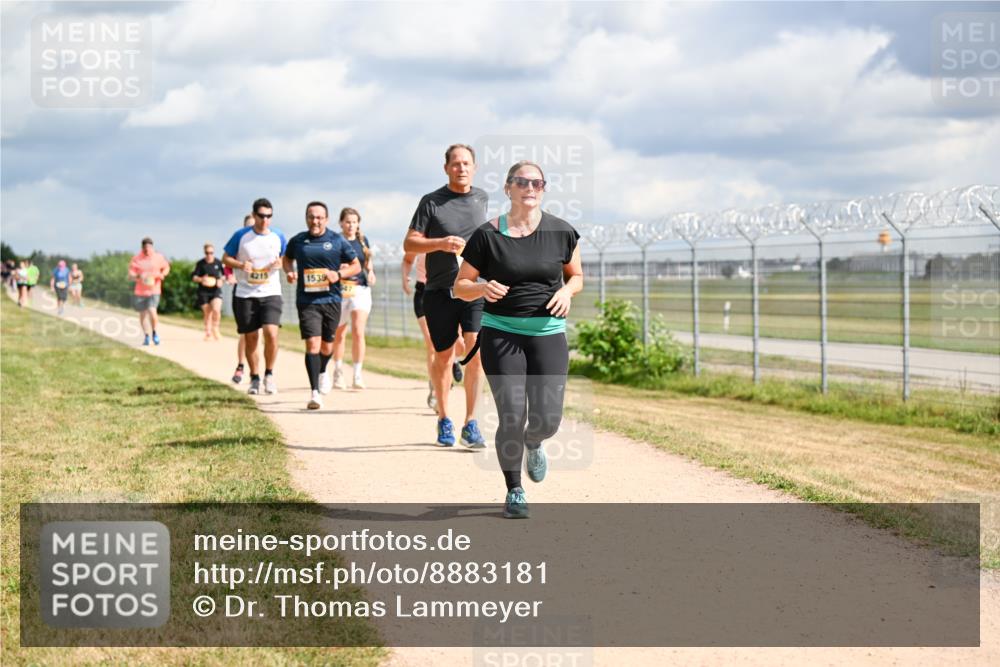 14.09.2025 - Airport Race Dr. Thomas Lammeyer http://msf.ph/oto/8883181 14.09.2025 12:36:39 Laufen 4215, 1539 meine-sportfotos.de