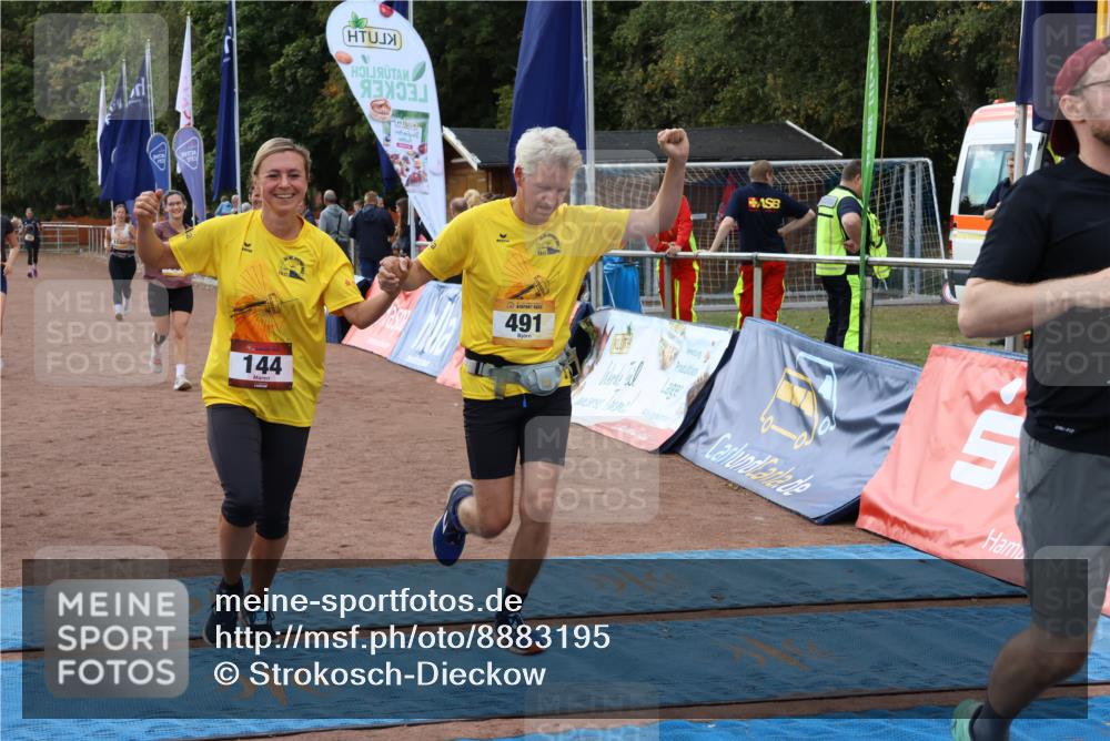 14.09.2025 - Airport Race Strokosch-Dieckow http://msf.ph/oto/8883195 14.09.2025 12:45:53 Ziel 144, 491, 952, 1046, 1315, 1366, 1833, 2067, 2112 meine-sportfotos.de