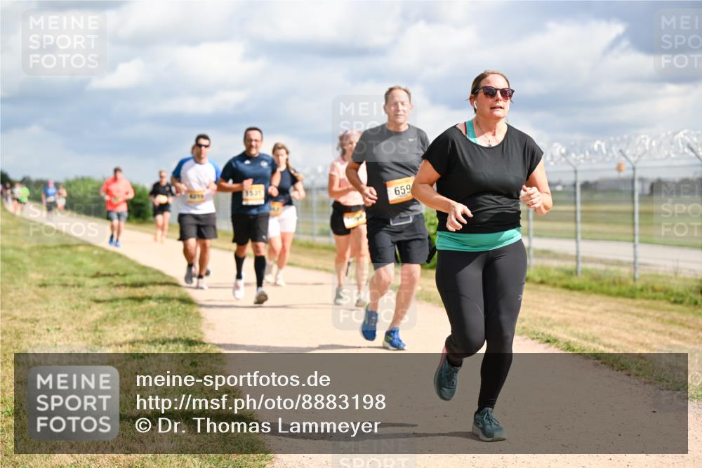 14.09.2025 - Airport Race Dr. Thomas Lammeyer http://msf.ph/oto/8883198 14.09.2025 12:36:40 Laufen 659 meine-sportfotos.de