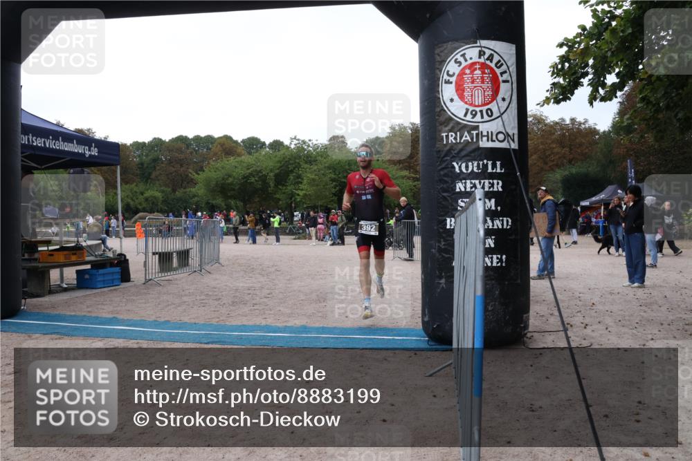 14.09.2025 - Stadtparktriathlon Strokosch-Dieckow http://msf.ph/oto/8883199 14.09.2025 10:02:38 Ziel 392 meine-sportfotos.de