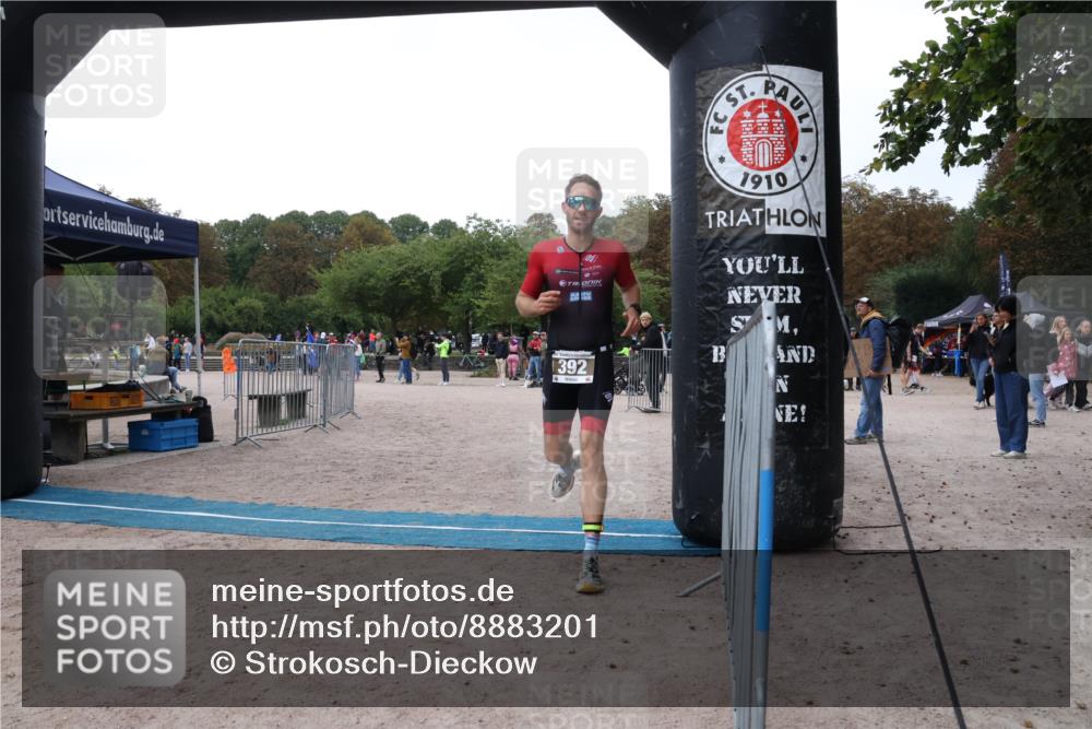 14.09.2025 - Stadtparktriathlon Strokosch-Dieckow http://msf.ph/oto/8883201 14.09.2025 10:02:38 Ziel 392 meine-sportfotos.de