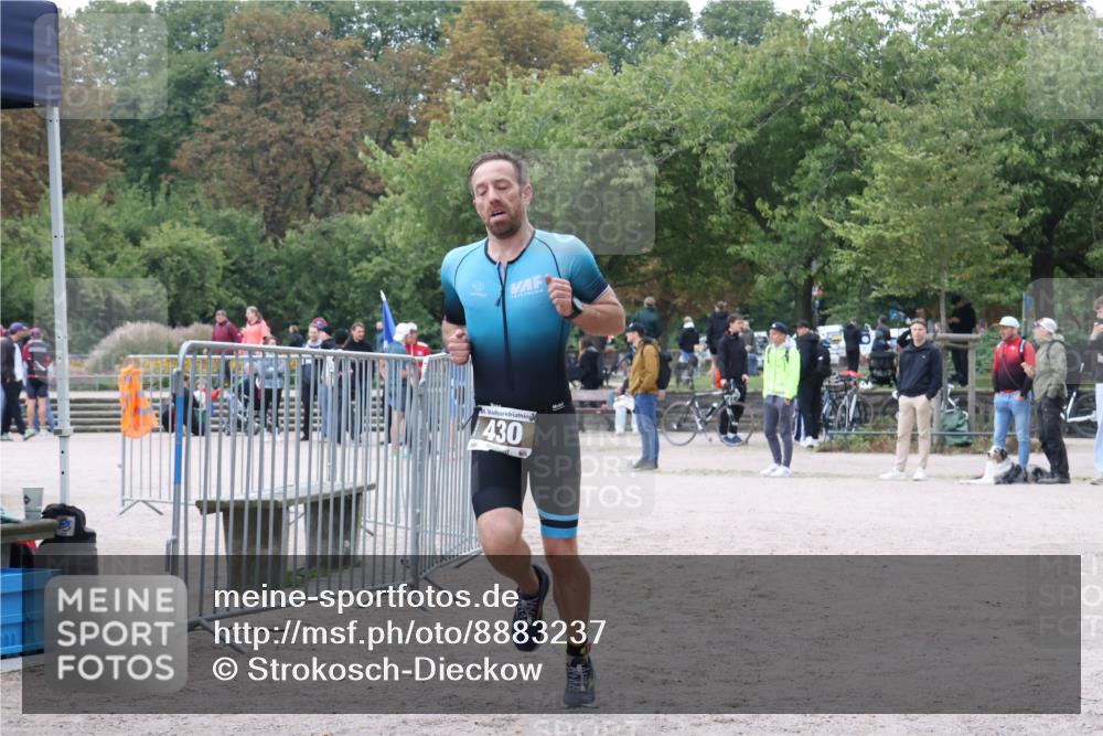 14.09.2025 - Stadtparktriathlon Strokosch-Dieckow http://msf.ph/oto/8883237 14.09.2025 10:03:39 Ziel 430 meine-sportfotos.de