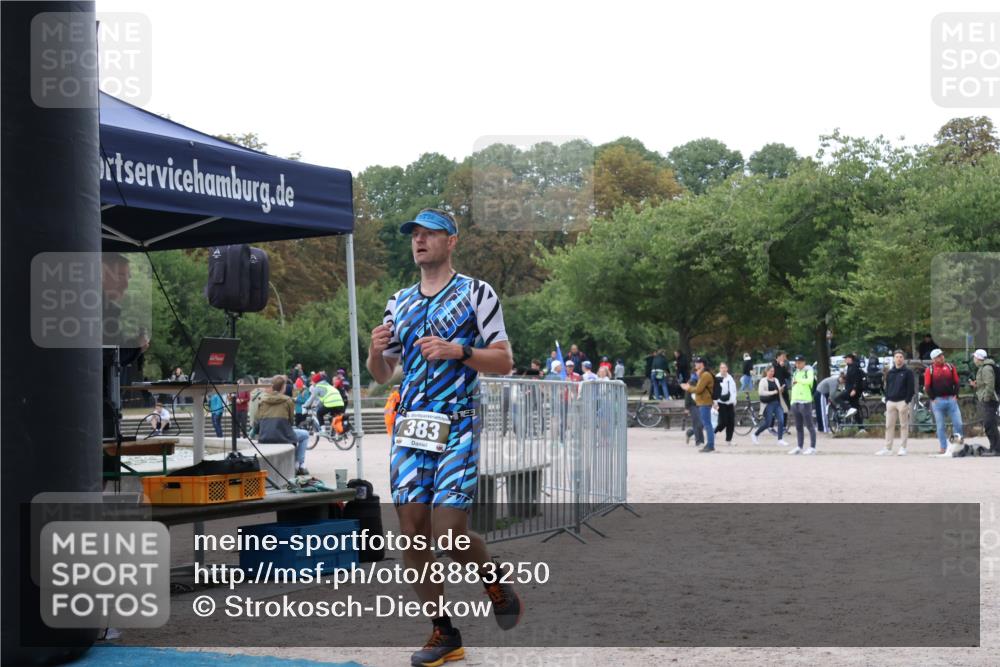 14.09.2025 - Stadtparktriathlon Strokosch-Dieckow http://msf.ph/oto/8883250 14.09.2025 10:03:57 Ziel 383 meine-sportfotos.de