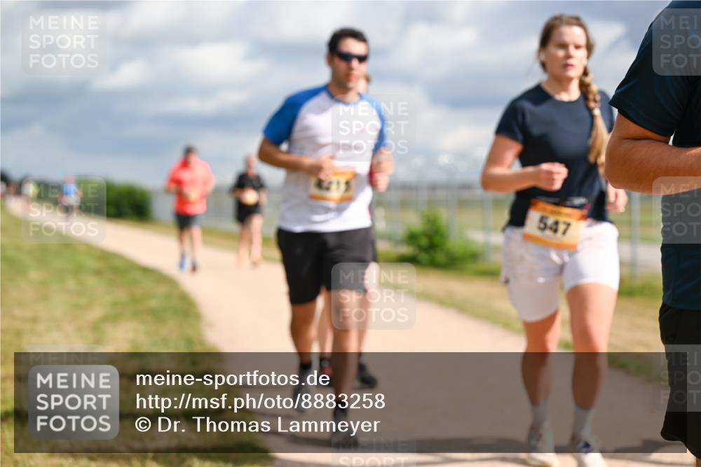 14.09.2025 - Airport Race Dr. Thomas Lammeyer http://msf.ph/oto/8883258 14.09.2025 12:36:44 Laufen 547 meine-sportfotos.de
