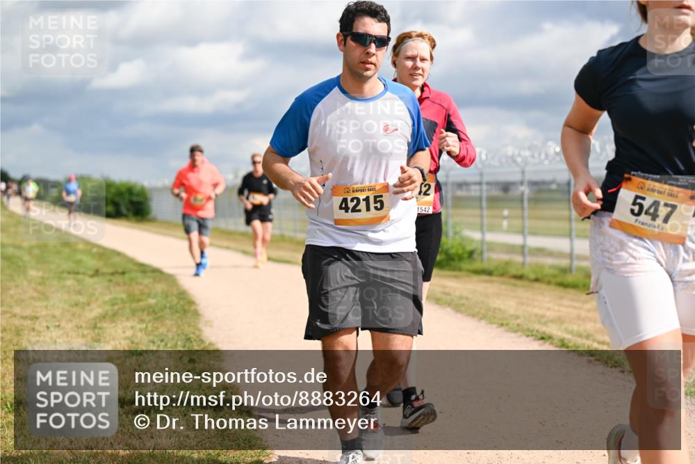 14.09.2025 - Airport Race Dr. Thomas Lammeyer http://msf.ph/oto/8883264 14.09.2025 12:36:45 Laufen 2, 1542, 547, 4215, 12 meine-sportfotos.de