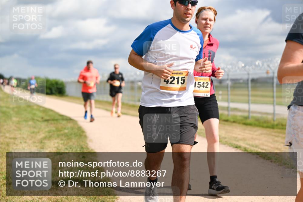 14.09.2025 - Airport Race Dr. Thomas Lammeyer http://msf.ph/oto/8883267 14.09.2025 12:36:45 Laufen 4215, 1542, 1542 meine-sportfotos.de