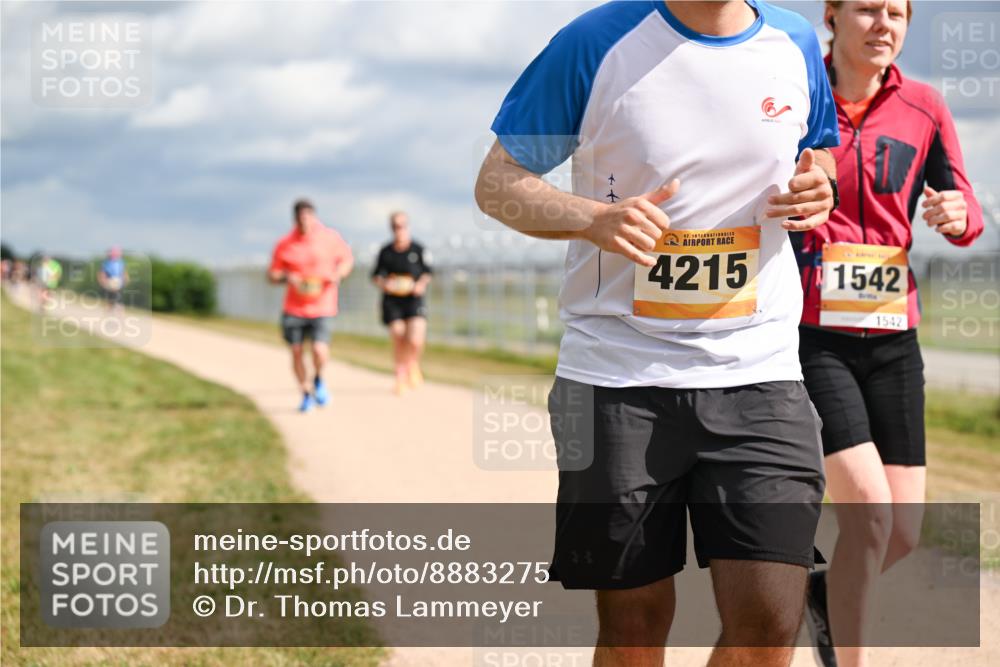 14.09.2025 - Airport Race Dr. Thomas Lammeyer http://msf.ph/oto/8883275 14.09.2025 12:36:46 Laufen 4215, 1542, 1542 meine-sportfotos.de