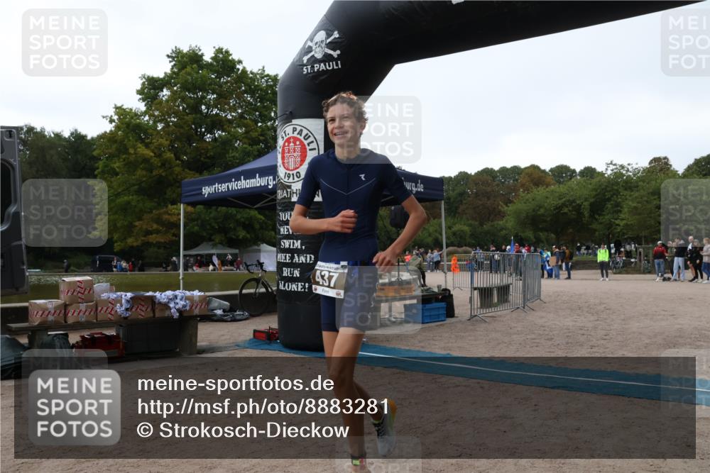 14.09.2025 - Stadtparktriathlon Strokosch-Dieckow http://msf.ph/oto/8883281 14.09.2025 10:05:48 Ziel 437 meine-sportfotos.de