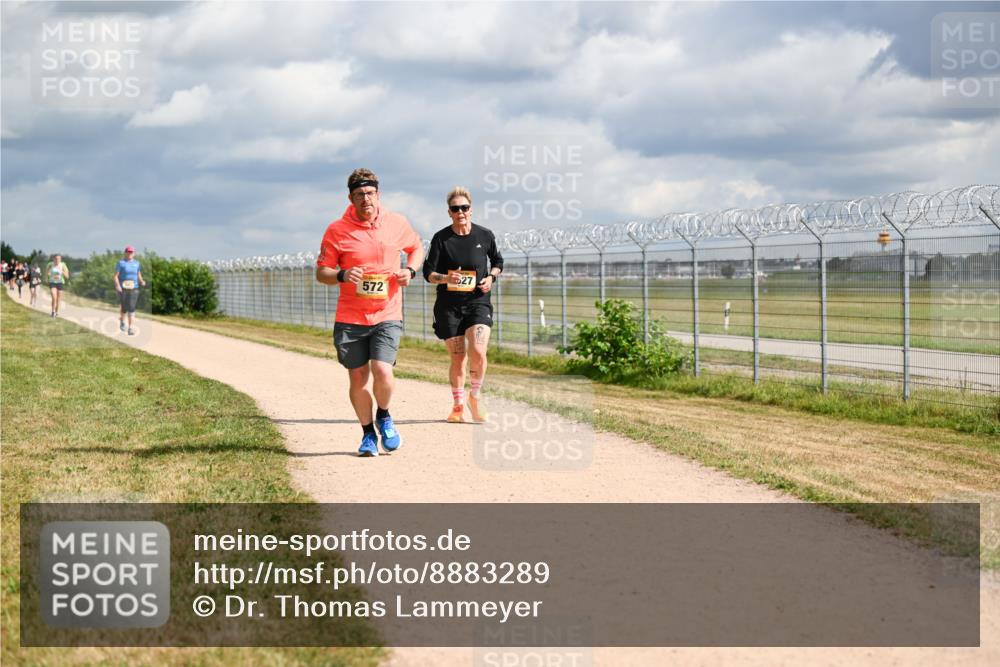14.09.2025 - Airport Race Dr. Thomas Lammeyer http://msf.ph/oto/8883289 14.09.2025 12:36:47 Laufen 572, 27 meine-sportfotos.de