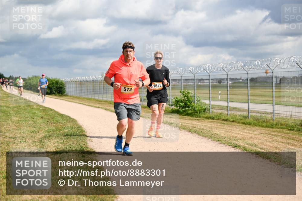 14.09.2025 - Airport Race Dr. Thomas Lammeyer http://msf.ph/oto/8883301 14.09.2025 12:36:48 Laufen 572, 1627 meine-sportfotos.de