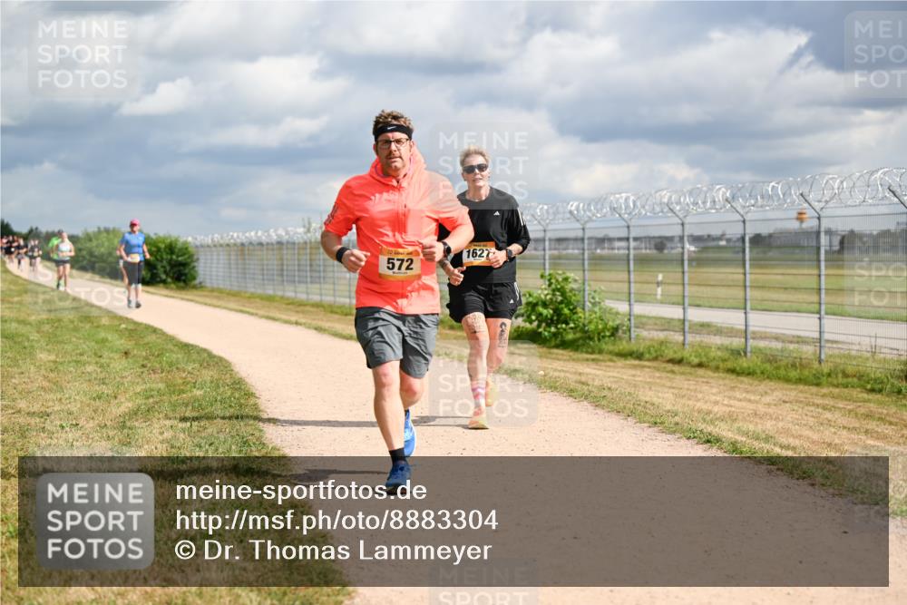 14.09.2025 - Airport Race Dr. Thomas Lammeyer http://msf.ph/oto/8883304 14.09.2025 12:36:49 Laufen 1627, 572 meine-sportfotos.de