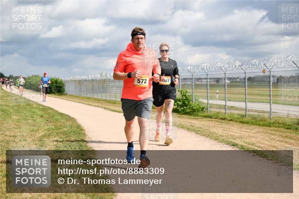 14.09.2025 - Airport Race Dr. Thomas Lammeyer http://msf.ph/oto/8883309 14.09.2025 12:36:49 Laufen 572, 27 meine-sportfotos.de
