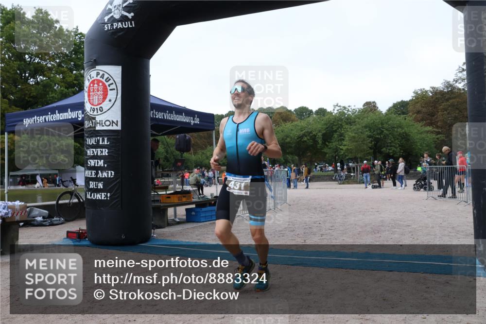 14.09.2025 - Stadtparktriathlon Strokosch-Dieckow http://msf.ph/oto/8883324 14.09.2025 10:06:29 Ziel 418, 431 meine-sportfotos.de