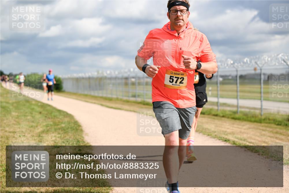 14.09.2025 - Airport Race Dr. Thomas Lammeyer http://msf.ph/oto/8883325 14.09.2025 12:36:50 Laufen 572 meine-sportfotos.de
