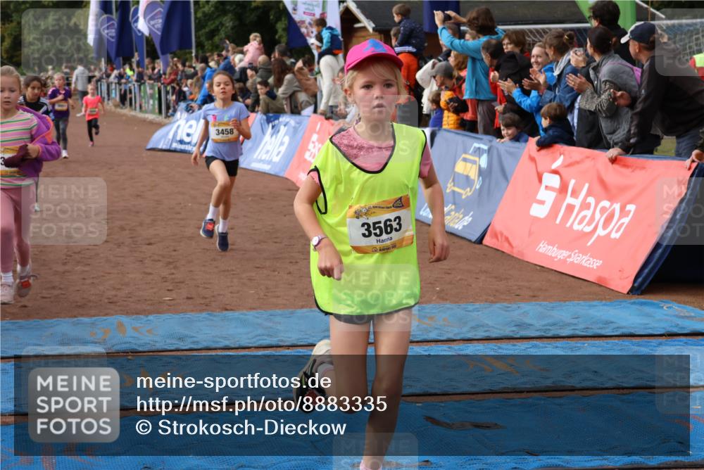 14.09.2025 - Airport Race Strokosch-Dieckow http://msf.ph/oto/8883335 14.09.2025 10:28:49 Ziel 3025, 3051, 3326, 3393, 3457, 3458, 3460, 3471, 3488, 3563, 3578, 3606 meine-sportfotos.de