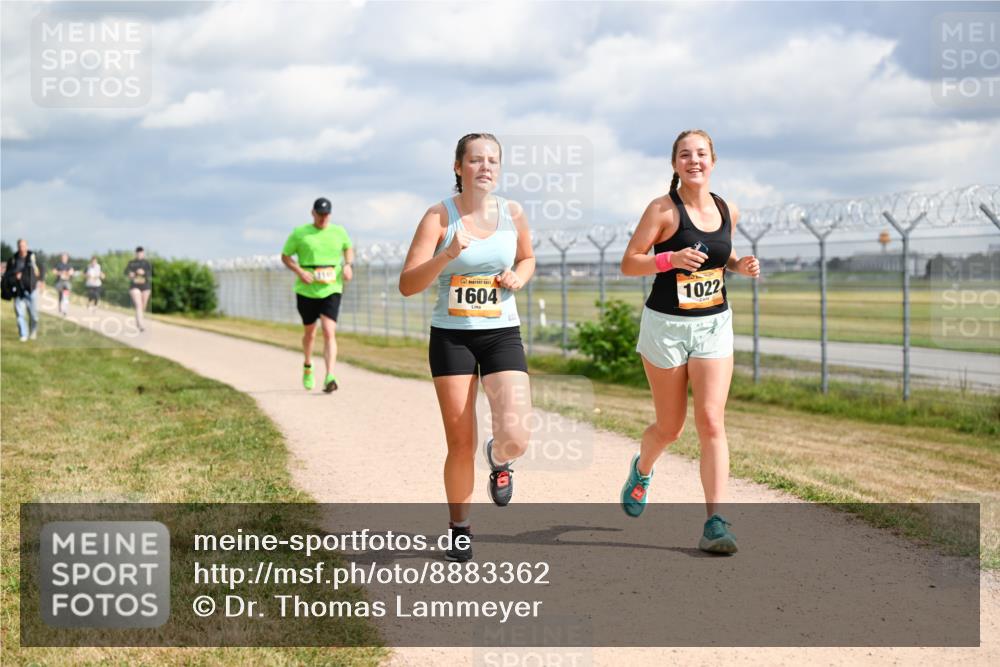 14.09.2025 - Airport Race Dr. Thomas Lammeyer http://msf.ph/oto/8883362 14.09.2025 12:37:05 Laufen 1604, 1022 meine-sportfotos.de