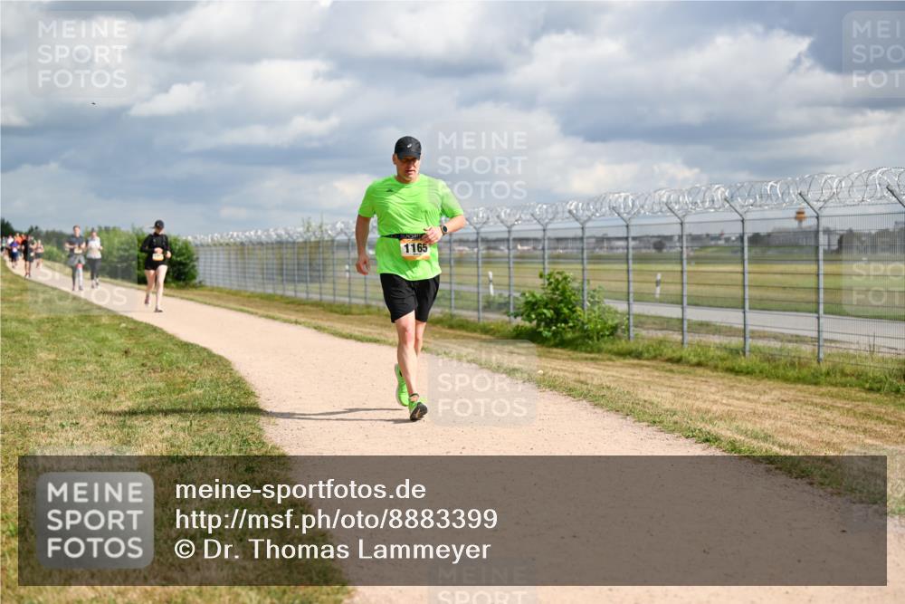 14.09.2025 - Airport Race Dr. Thomas Lammeyer http://msf.ph/oto/8883399 14.09.2025 12:37:07 Laufen 1165 meine-sportfotos.de