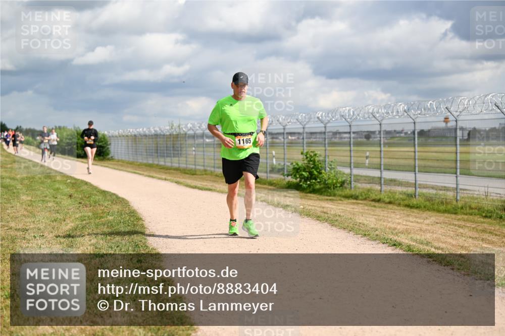 14.09.2025 - Airport Race Dr. Thomas Lammeyer http://msf.ph/oto/8883404 14.09.2025 12:37:08 Laufen 1165 meine-sportfotos.de