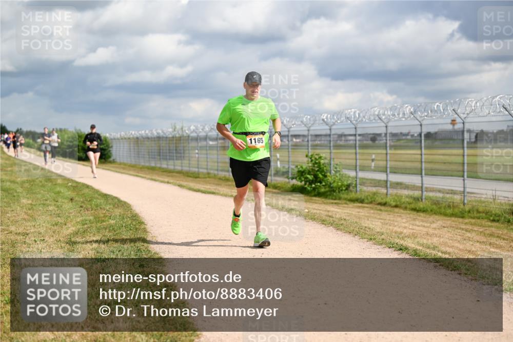 14.09.2025 - Airport Race Dr. Thomas Lammeyer http://msf.ph/oto/8883406 14.09.2025 12:37:08 Laufen 99 meine-sportfotos.de
