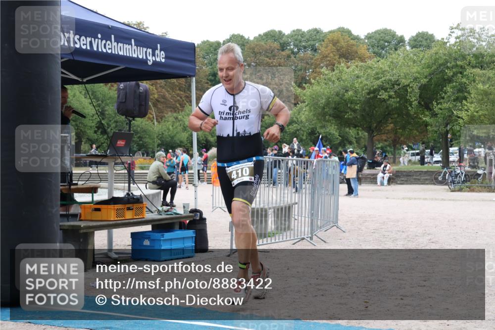 14.09.2025 - Stadtparktriathlon Strokosch-Dieckow http://msf.ph/oto/8883422 14.09.2025 10:08:25 Ziel 410 meine-sportfotos.de