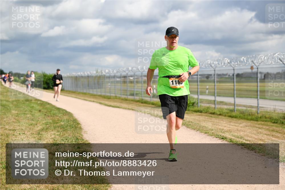 14.09.2025 - Airport Race Dr. Thomas Lammeyer http://msf.ph/oto/8883426 14.09.2025 12:37:09 Laufen 1165 meine-sportfotos.de