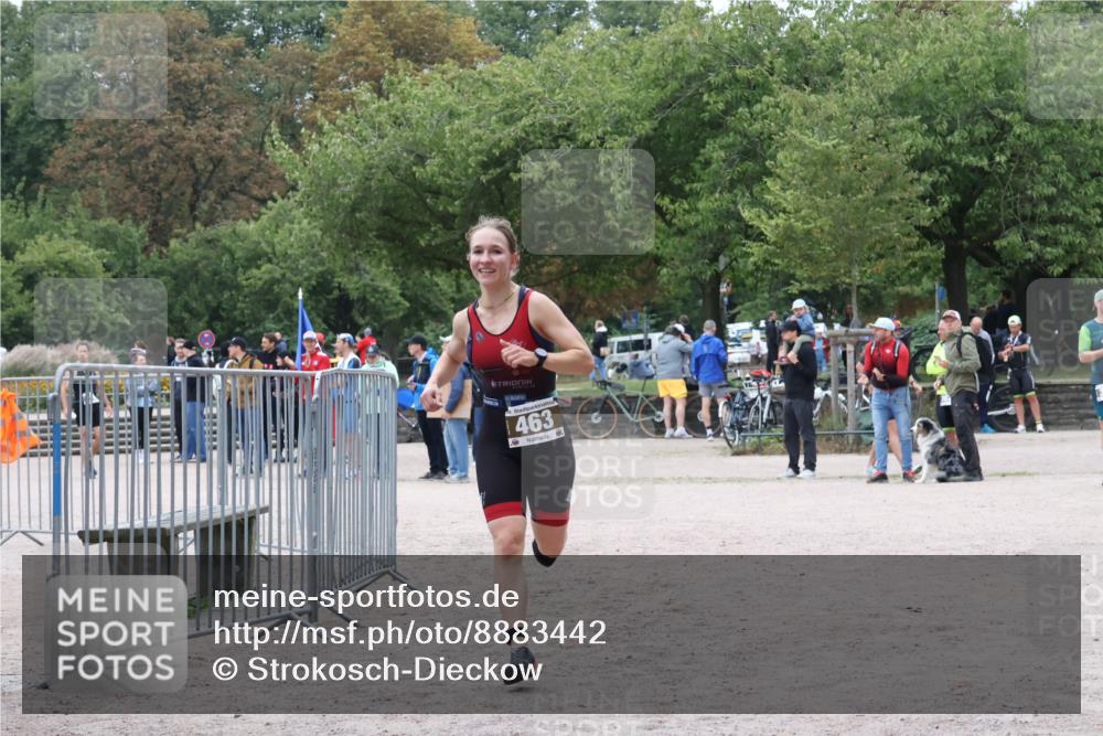14.09.2025 - Stadtparktriathlon Strokosch-Dieckow http://msf.ph/oto/8883442 14.09.2025 10:09:42 Ziel 463 meine-sportfotos.de