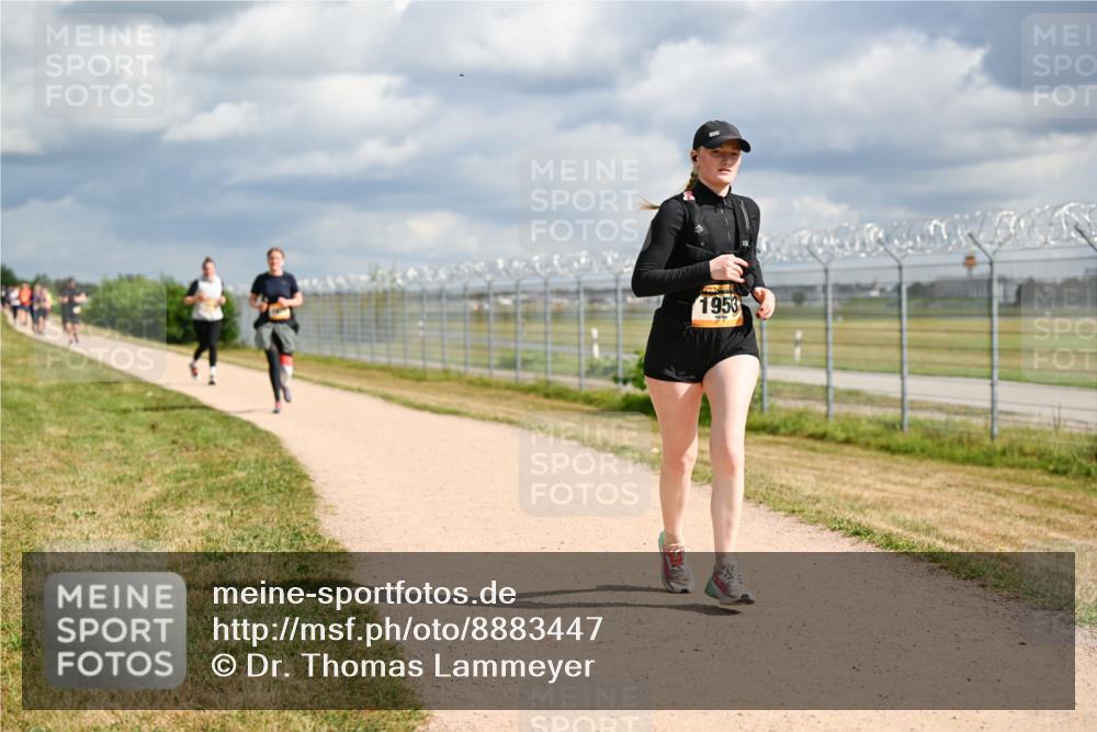 14.09.2025 - Airport Race Dr. Thomas Lammeyer http://msf.ph/oto/8883447 14.09.2025 12:37:17 Laufen 1953 meine-sportfotos.de