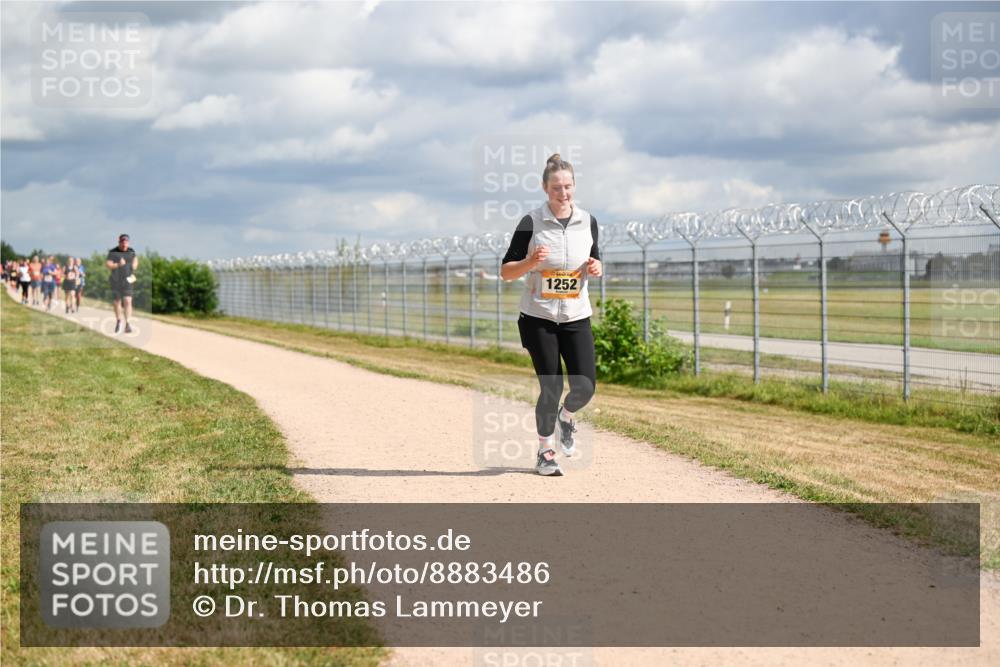 14.09.2025 - Airport Race Dr. Thomas Lammeyer http://msf.ph/oto/8883486 14.09.2025 12:37:25 Laufen 1252 meine-sportfotos.de