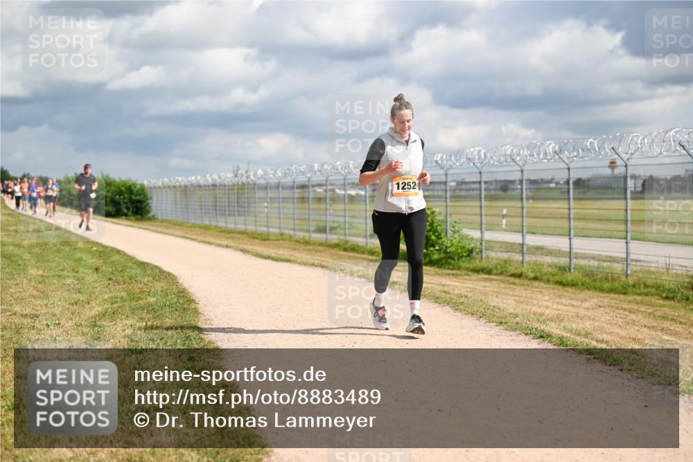 14.09.2025 - Airport Race Dr. Thomas Lammeyer http://msf.ph/oto/8883489 14.09.2025 12:37:25 Laufen 1252 meine-sportfotos.de