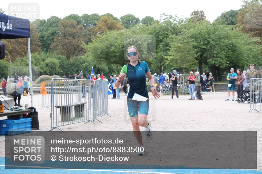 14.09.2025 - Stadtparktriathlon Strokosch-Dieckow http://msf.ph/oto/8883500 14.09.2025 10:10:34 Ziel 487 meine-sportfotos.de