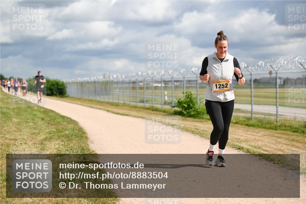 14.09.2025 - Airport Race Dr. Thomas Lammeyer http://msf.ph/oto/8883504 14.09.2025 12:37:26 Laufen 1252 meine-sportfotos.de