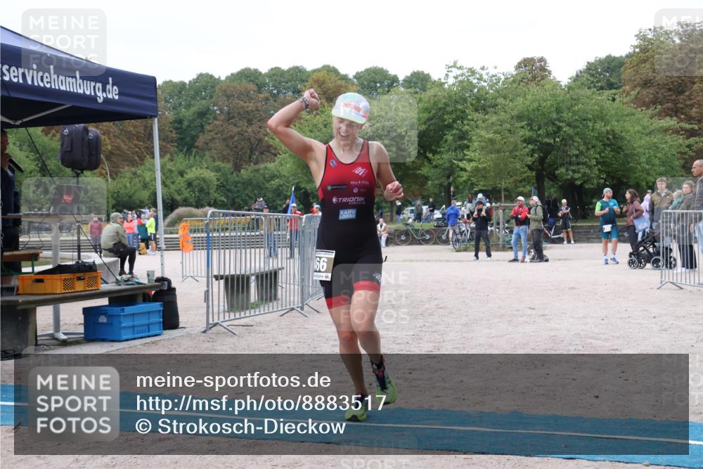 14.09.2025 - Stadtparktriathlon Strokosch-Dieckow http://msf.ph/oto/8883517 14.09.2025 10:10:51 Ziel 466 meine-sportfotos.de