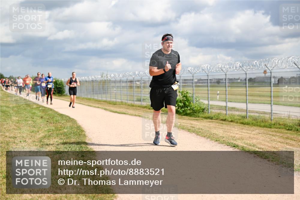 14.09.2025 - Airport Race Dr. Thomas Lammeyer http://msf.ph/oto/8883521 14.09.2025 12:37:38 Laufen  meine-sportfotos.de