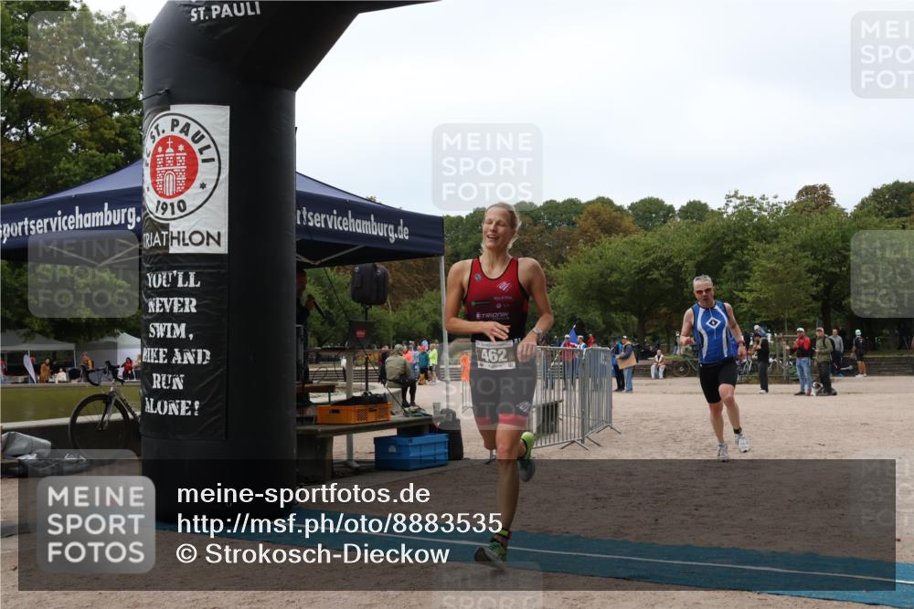 14.09.2025 - Stadtparktriathlon Strokosch-Dieckow http://msf.ph/oto/8883535 14.09.2025 10:11:34 Ziel 391, 462 meine-sportfotos.de