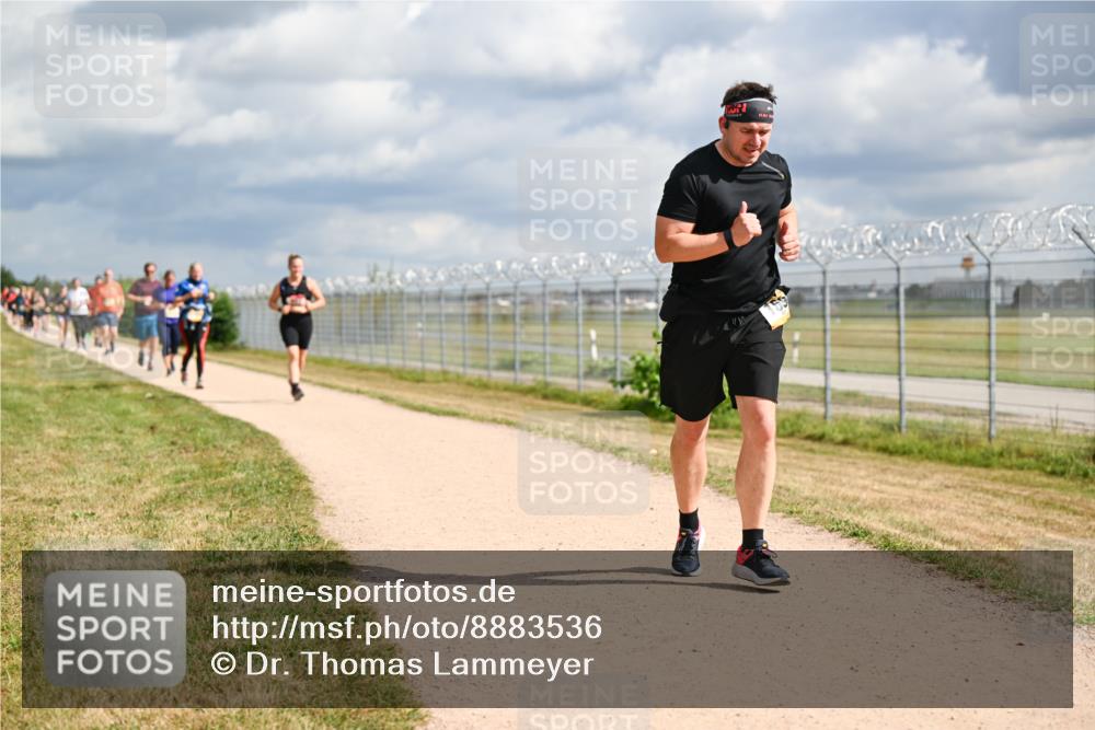 14.09.2025 - Airport Race Dr. Thomas Lammeyer http://msf.ph/oto/8883536 14.09.2025 12:37:38 Laufen  meine-sportfotos.de