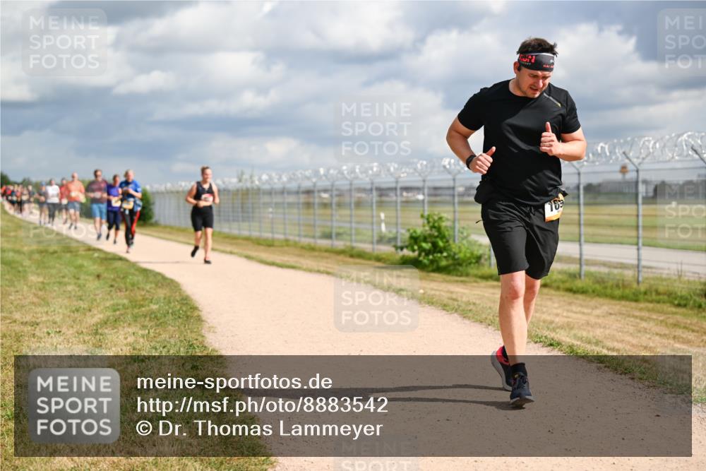 14.09.2025 - Airport Race Dr. Thomas Lammeyer http://msf.ph/oto/8883542 14.09.2025 12:37:39 Laufen 109 meine-sportfotos.de