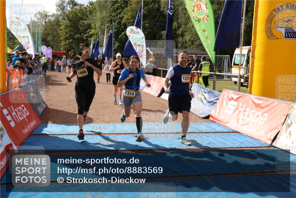 14.09.2025 - Airport Race Strokosch-Dieckow http://msf.ph/oto/8883569 14.09.2025 12:46:43 Ziel 28, 185, 337, 1233, 1314, 1586, 1670, 1686, 2028, 2139, 4078, 4079, 4080, 4207 meine-sportfotos.de