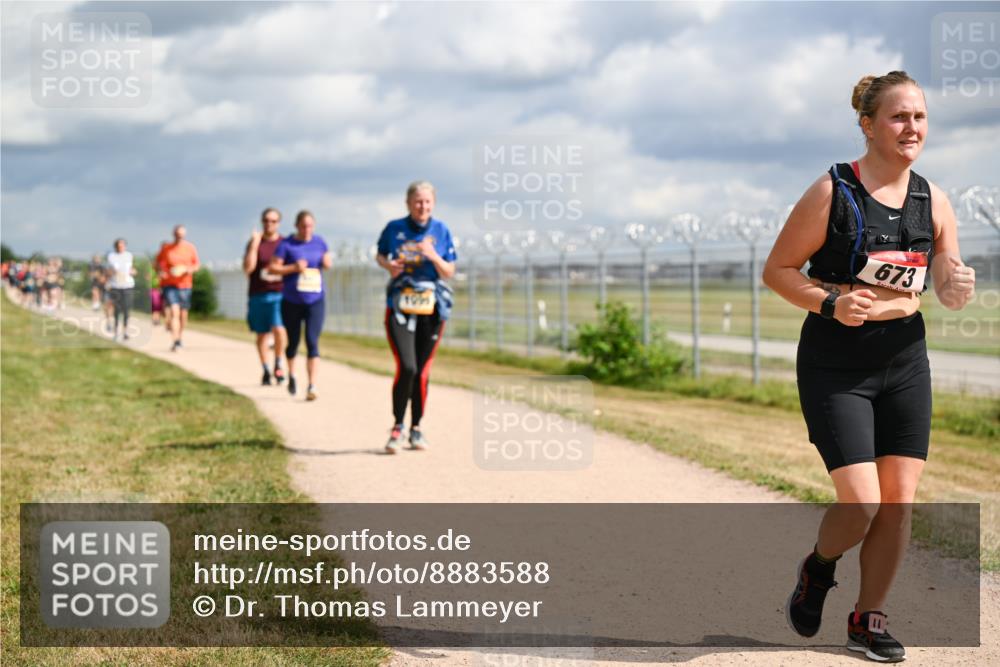 14.09.2025 - Airport Race Dr. Thomas Lammeyer http://msf.ph/oto/8883588 14.09.2025 12:37:45 Laufen 673 meine-sportfotos.de