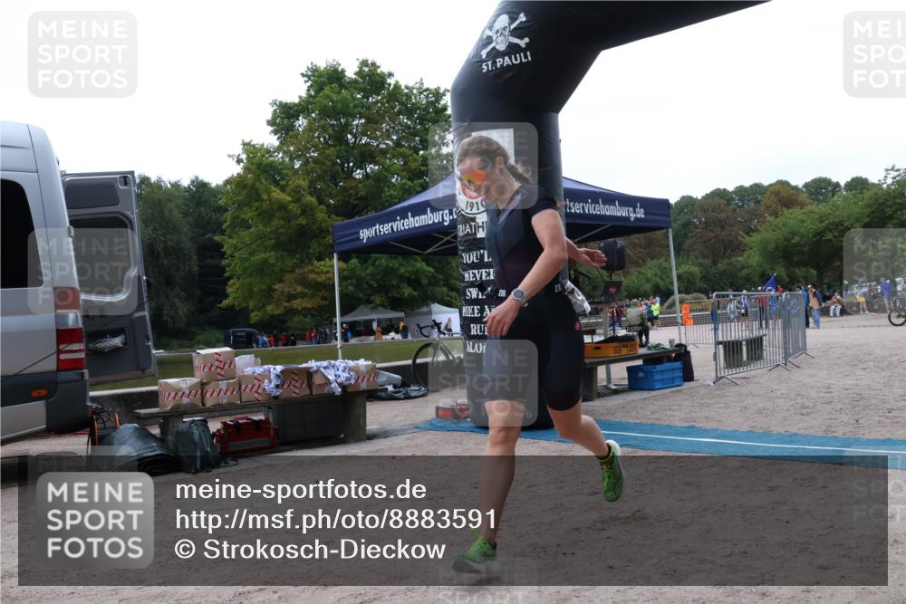 14.09.2025 - Stadtparktriathlon Strokosch-Dieckow http://msf.ph/oto/8883591 14.09.2025 10:14:45 Ziel 468 meine-sportfotos.de
