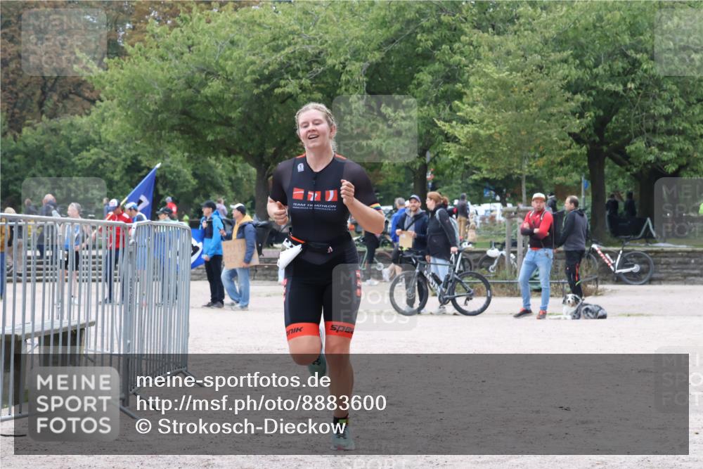 14.09.2025 - Stadtparktriathlon Strokosch-Dieckow http://msf.ph/oto/8883600 14.09.2025 10:14:58 Ziel 478 meine-sportfotos.de