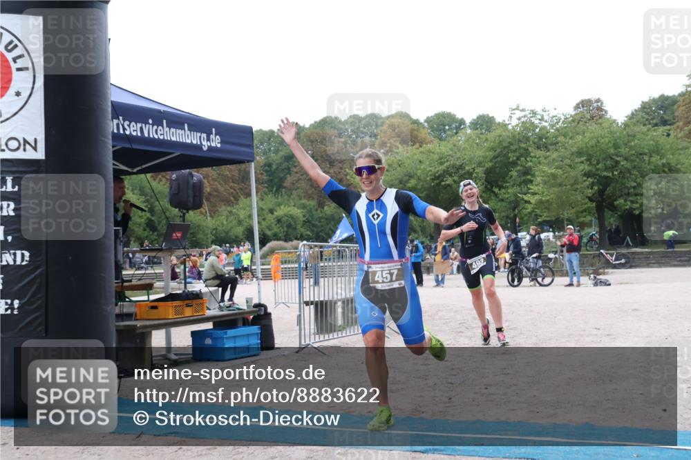 14.09.2025 - Stadtparktriathlon Strokosch-Dieckow http://msf.ph/oto/8883622 14.09.2025 10:15:21 Ziel 457, 493 meine-sportfotos.de