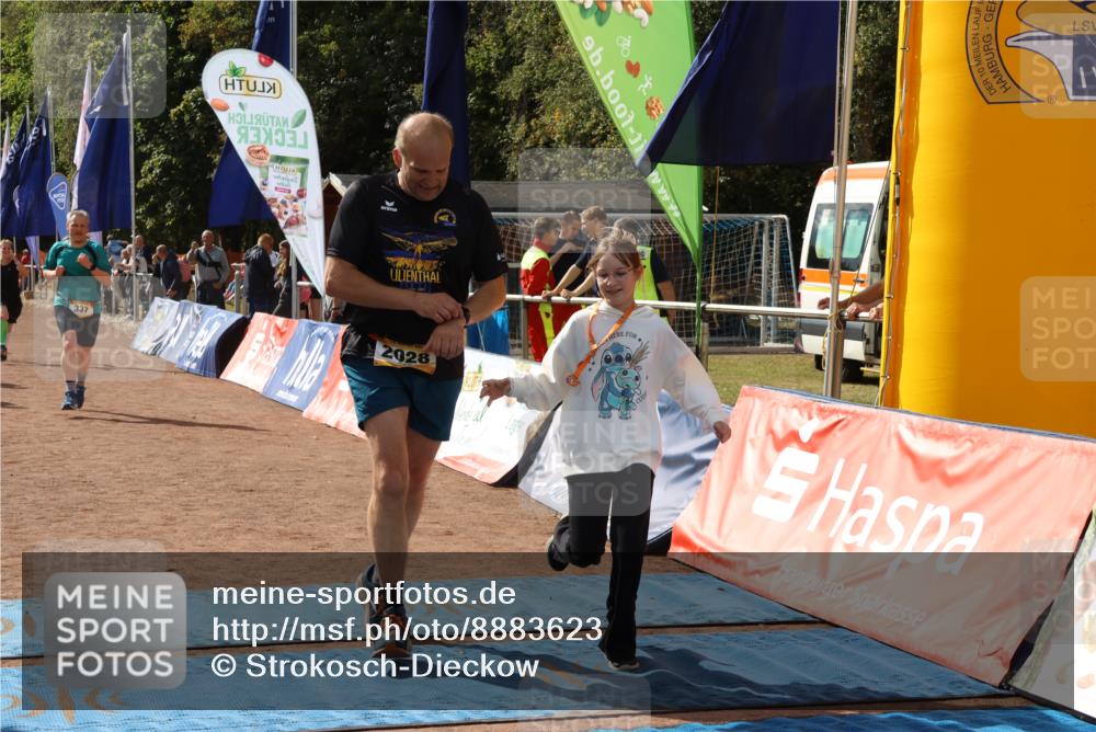 14.09.2025 - Airport Race Strokosch-Dieckow http://msf.ph/oto/8883623 14.09.2025 12:46:48 Ziel 28, 185, 337, 1585, 1586, 2028, 2123, 2139 meine-sportfotos.de