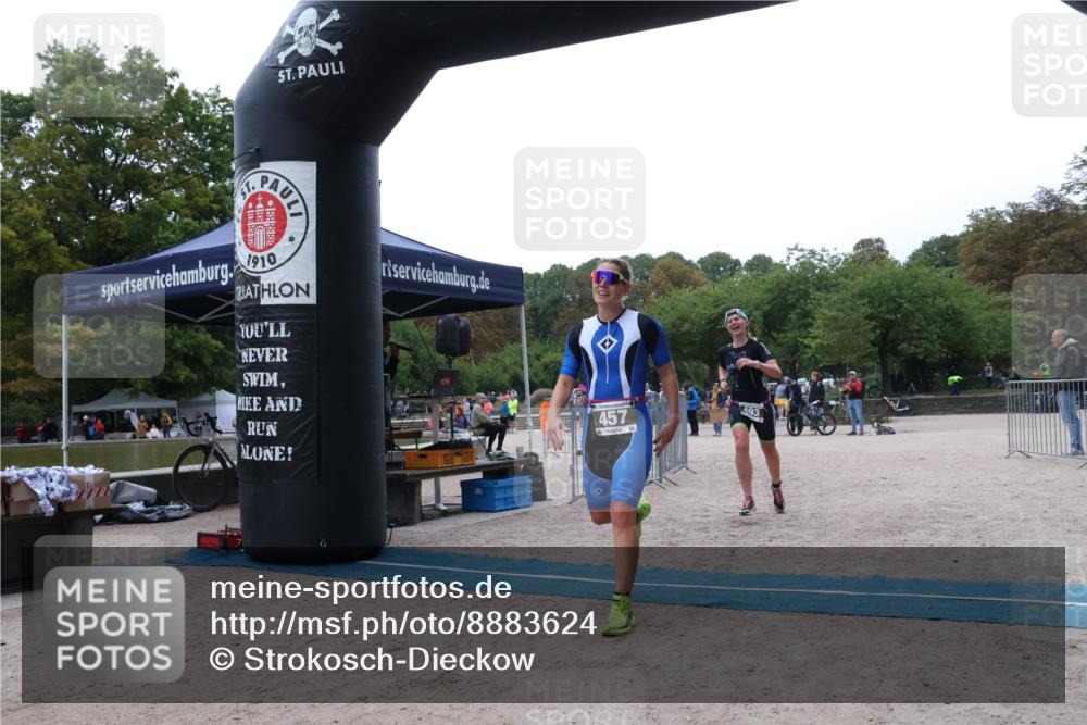 14.09.2025 - Stadtparktriathlon Strokosch-Dieckow http://msf.ph/oto/8883624 14.09.2025 10:15:21 Ziel 457, 493 meine-sportfotos.de