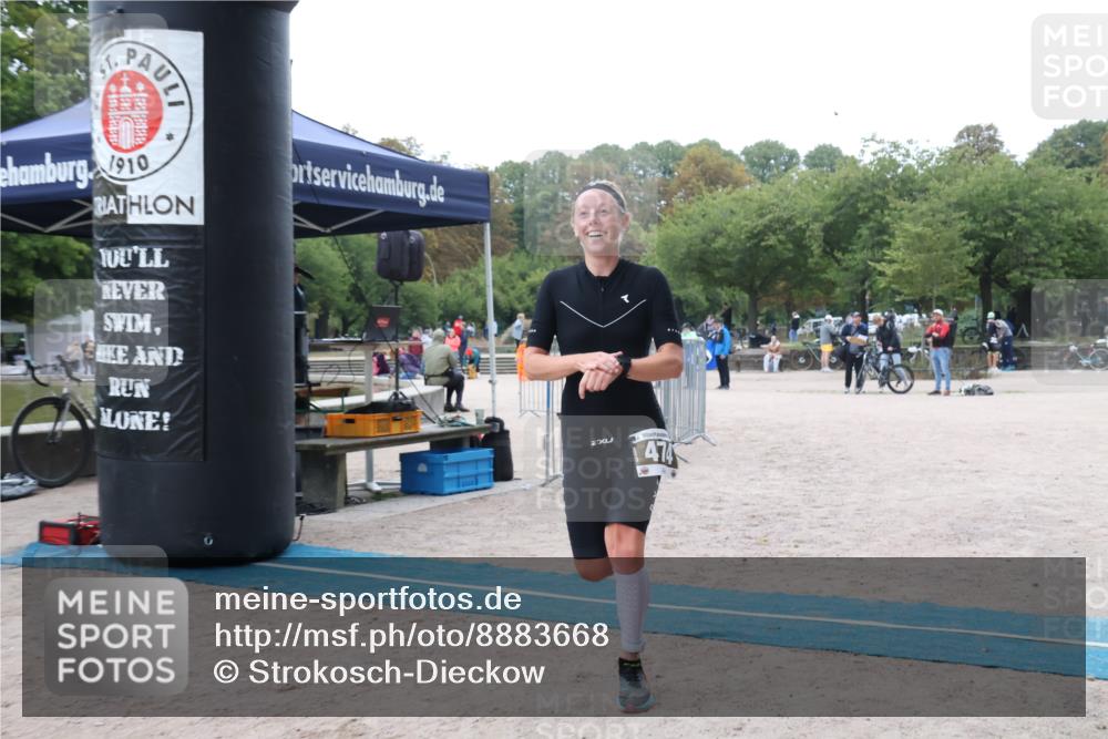 14.09.2025 - Stadtparktriathlon Strokosch-Dieckow http://msf.ph/oto/8883668 14.09.2025 10:16:11 Ziel 474 meine-sportfotos.de