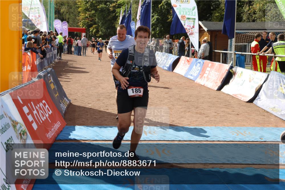 14.09.2025 - Airport Race Strokosch-Dieckow http://msf.ph/oto/8883671 14.09.2025 12:46:53 Ziel 185, 337, 351, 1555, 1585, 1586, 2123, 2139 meine-sportfotos.de