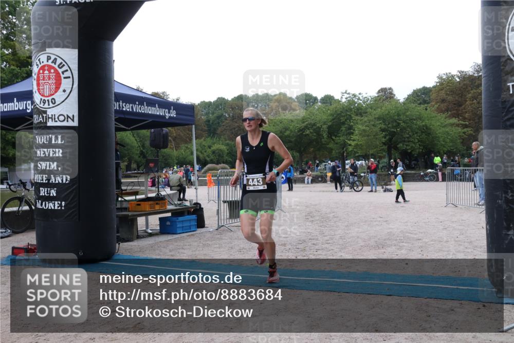 14.09.2025 - Stadtparktriathlon Strokosch-Dieckow http://msf.ph/oto/8883684 14.09.2025 10:16:23 Ziel 443 meine-sportfotos.de