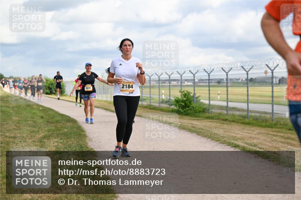 14.09.2025 - Airport Race Dr. Thomas Lammeyer http://msf.ph/oto/8883723 14.09.2025 12:37:56 Laufen 650, 2184, 2184 meine-sportfotos.de