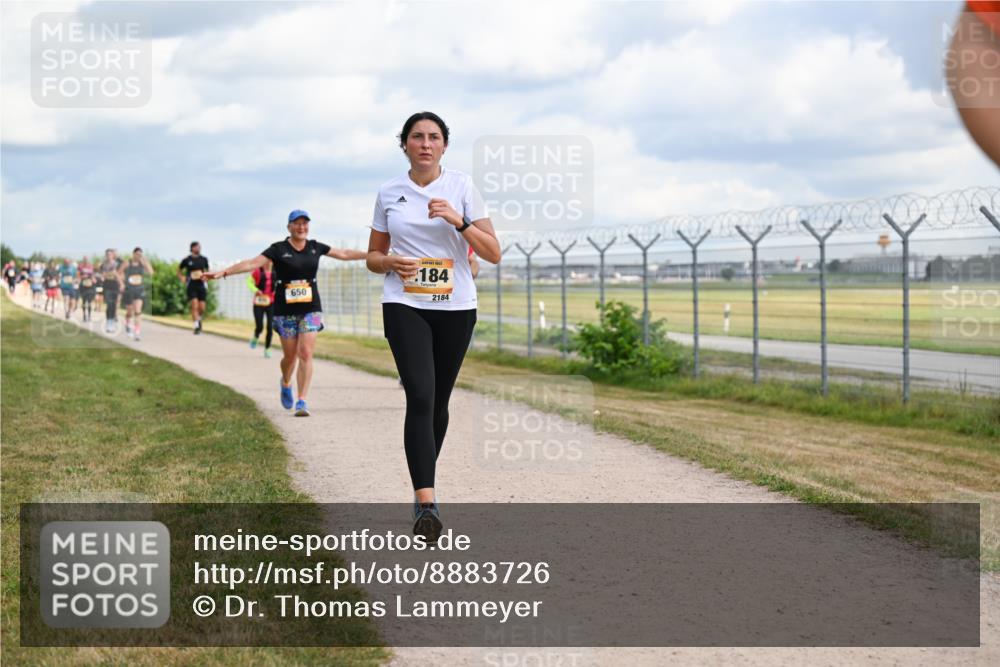 14.09.2025 - Airport Race Dr. Thomas Lammeyer http://msf.ph/oto/8883726 14.09.2025 12:37:56 Laufen 650, 184, 2184 meine-sportfotos.de