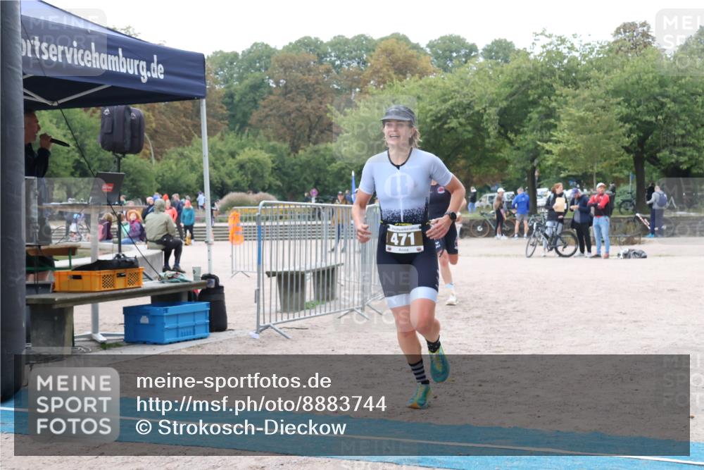 14.09.2025 - Stadtparktriathlon Strokosch-Dieckow http://msf.ph/oto/8883744 14.09.2025 10:16:58 Ziel 421, 453, 471 meine-sportfotos.de