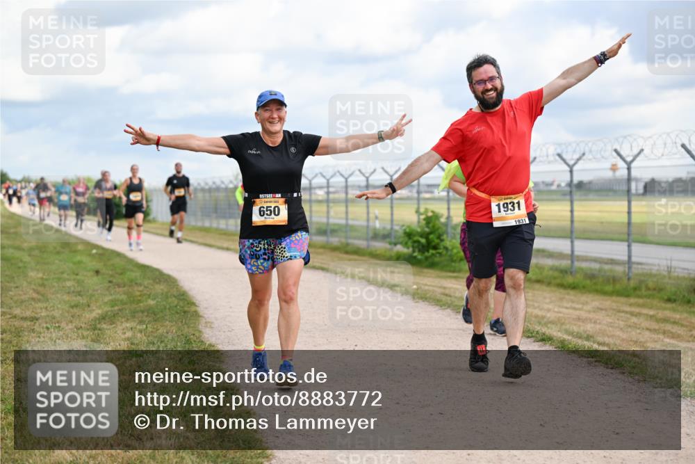 14.09.2025 - Airport Race Dr. Thomas Lammeyer http://msf.ph/oto/8883772 14.09.2025 12:38:00 Laufen 650, 1931, 1931 meine-sportfotos.de